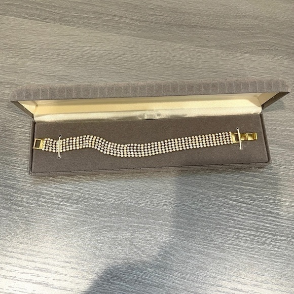 Fashion Diamond Gold Band Bracelet - Picture 1 of 3